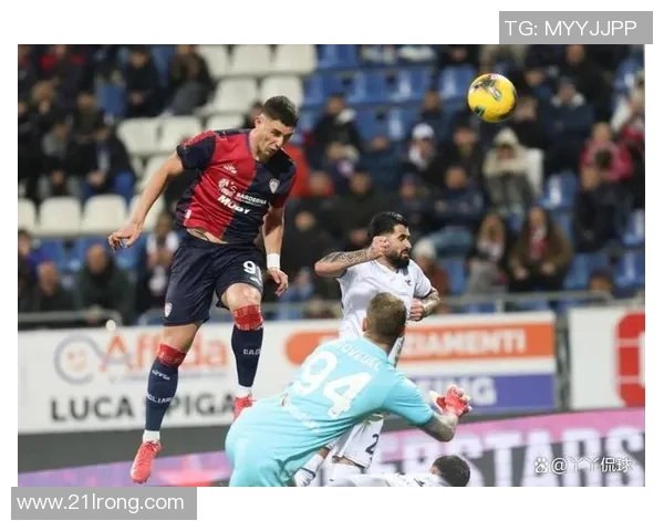 那不勒斯与亚特兰大激战正酣谁将笑到最后争夺意甲荣耀